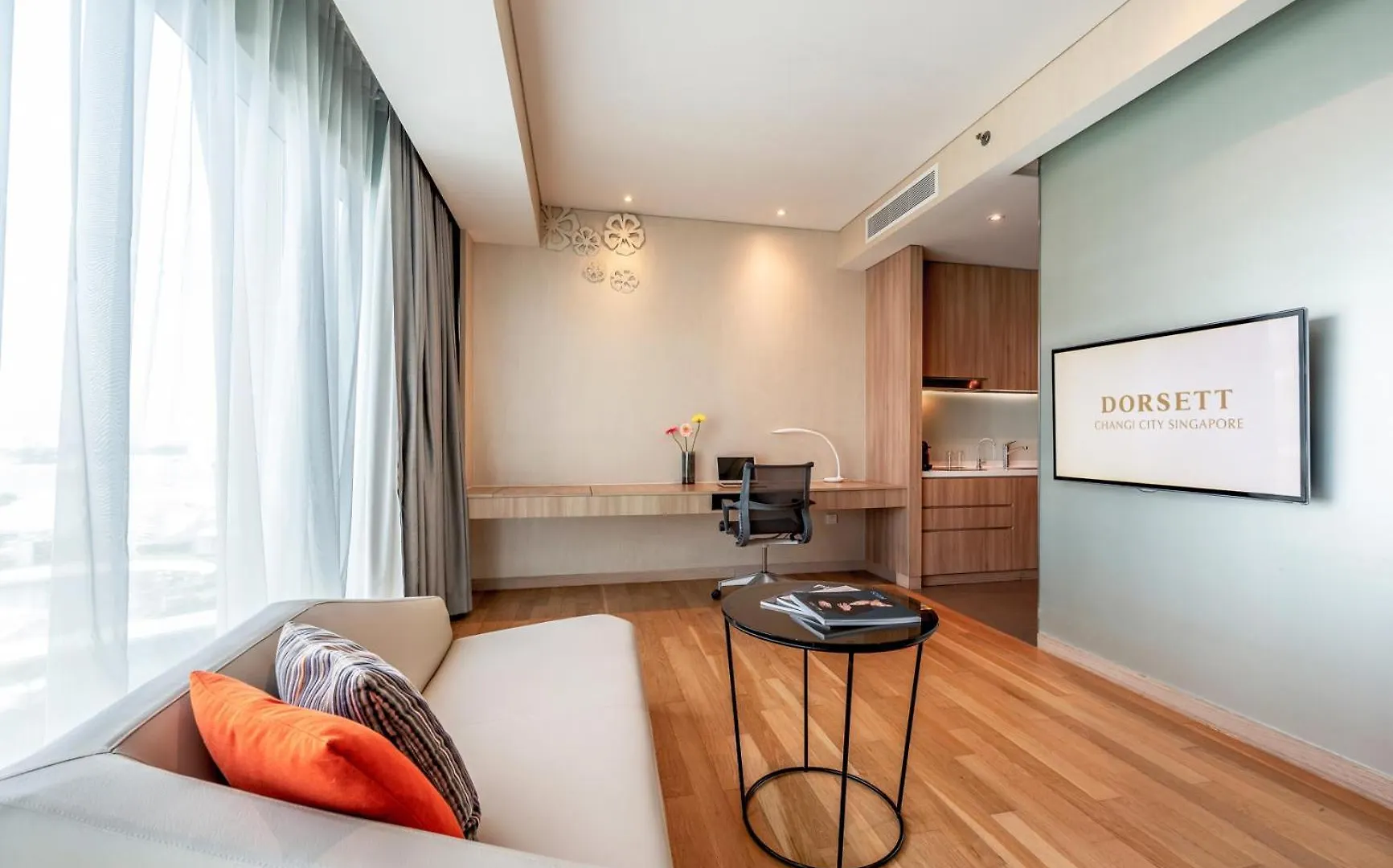 Dorsett Changi City Singapore 4*,
