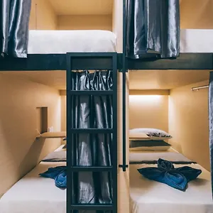 Wanderloft Capsule Hotel a capsule